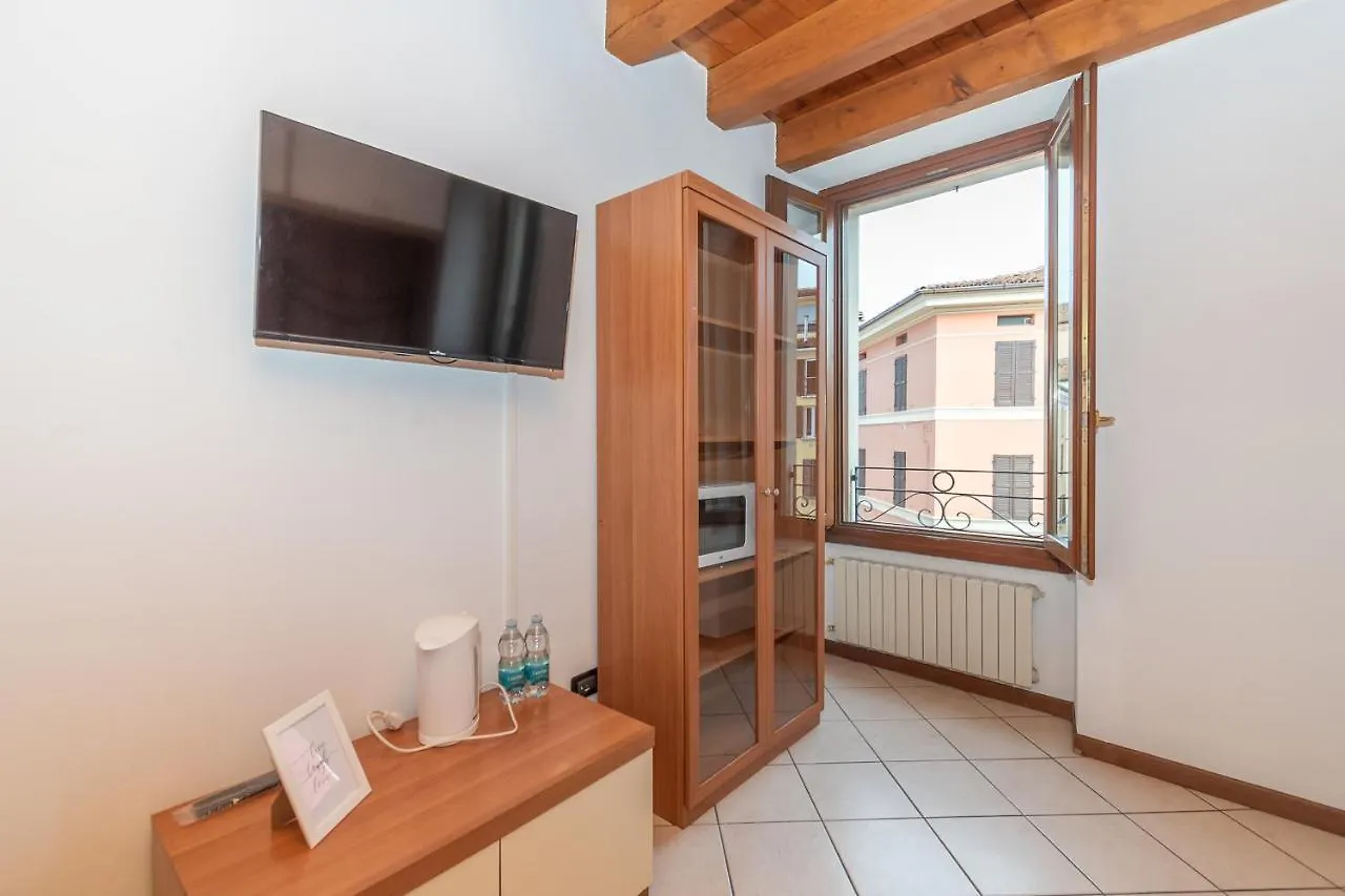 Monolocale San Faustino 9 _ F&L Apartment Brescia Italy