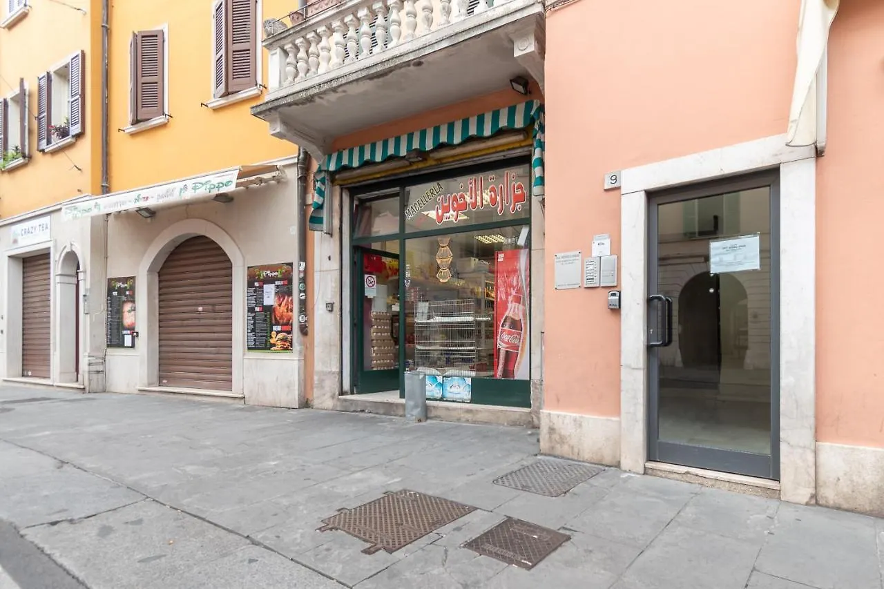 Monolocale San Faustino 9 _ F&L Apartment Brescia